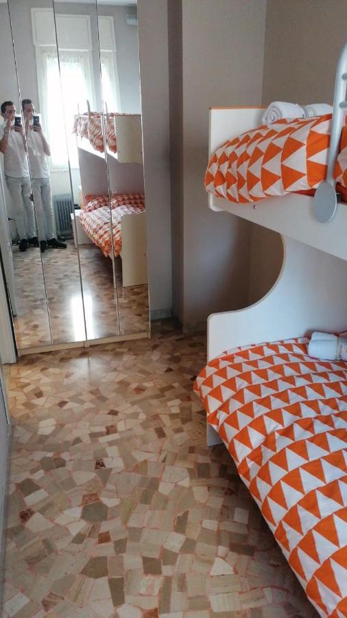 Apartamento Impeccable 3 Bedroom House Up To 6 People 10 Minutes Away From Duomo